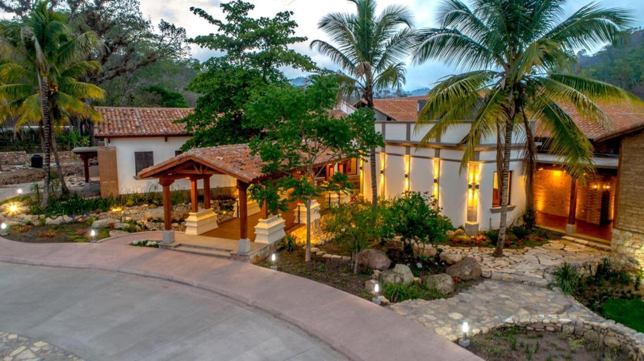 Hotel Marina Copan Exterior photo