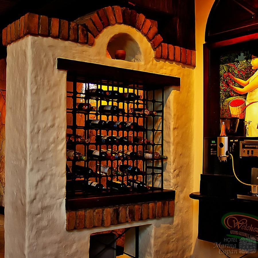 Hotel Marina Copan Exterior photo